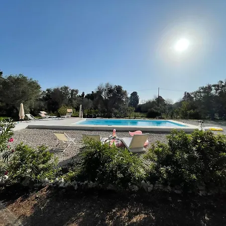 Guest house Tenuta Palmarini San Cataldo (Apulia)