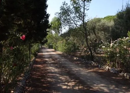 Guest house Tenuta Palmarini San Cataldo (Apulia)